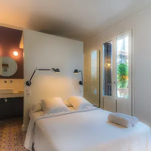 Habitacio Amb Encant Homestay