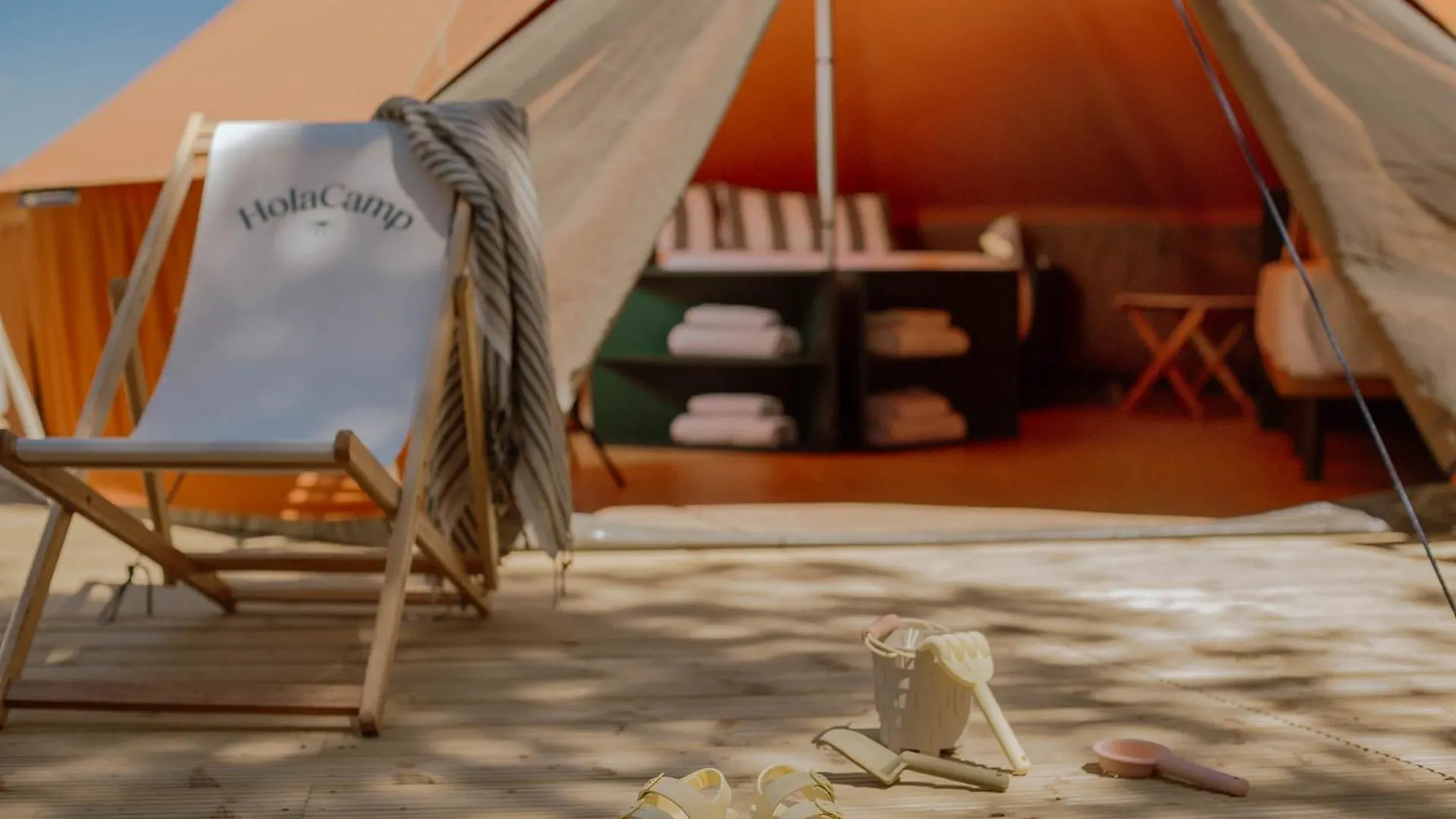 Holacamp Sitges Garrofer Camping