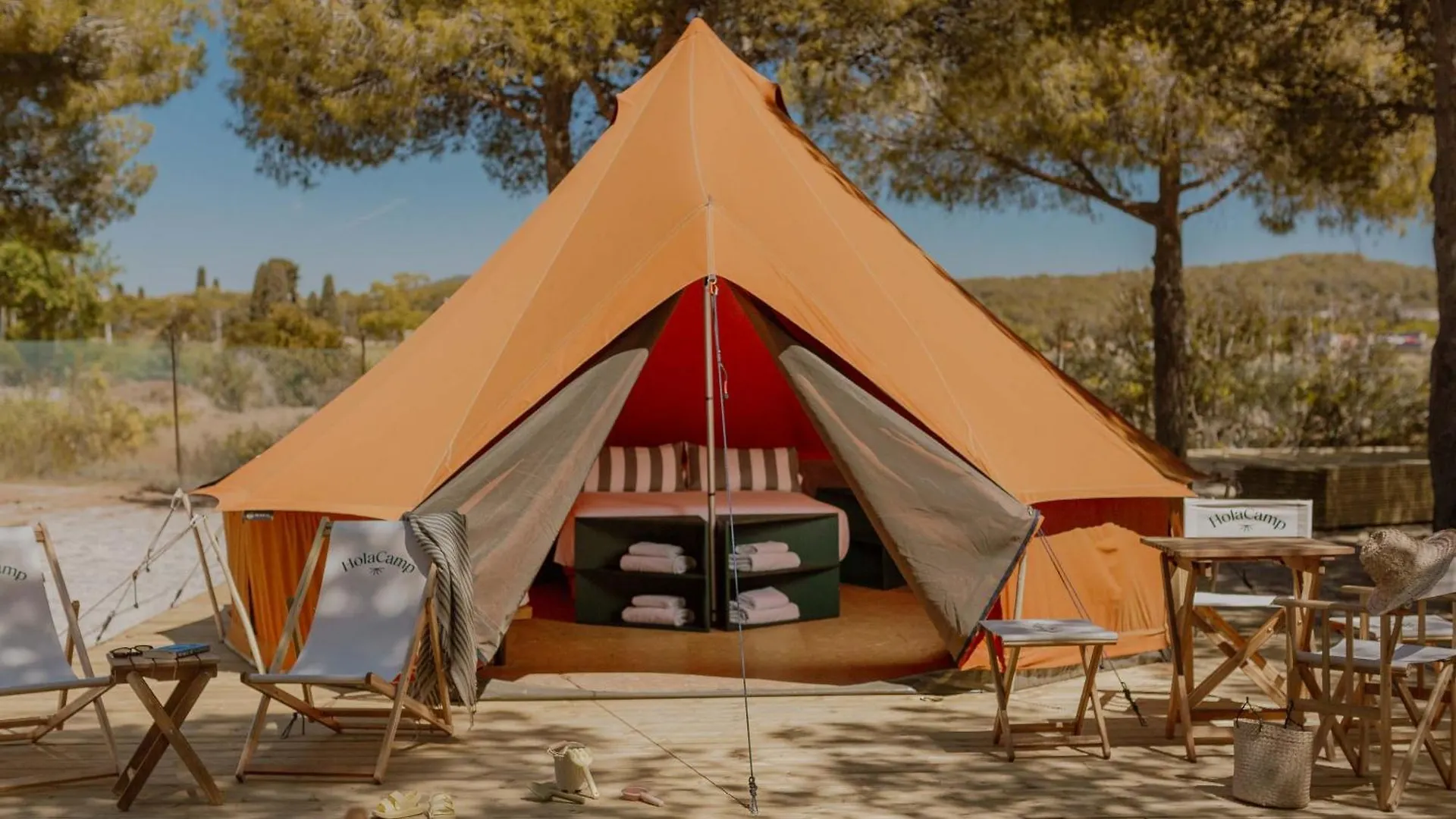Holacamp Sitges Garrofer
