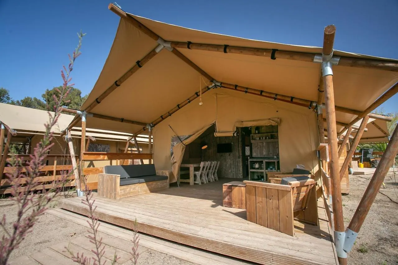 Holacamp Sitges Garrofer